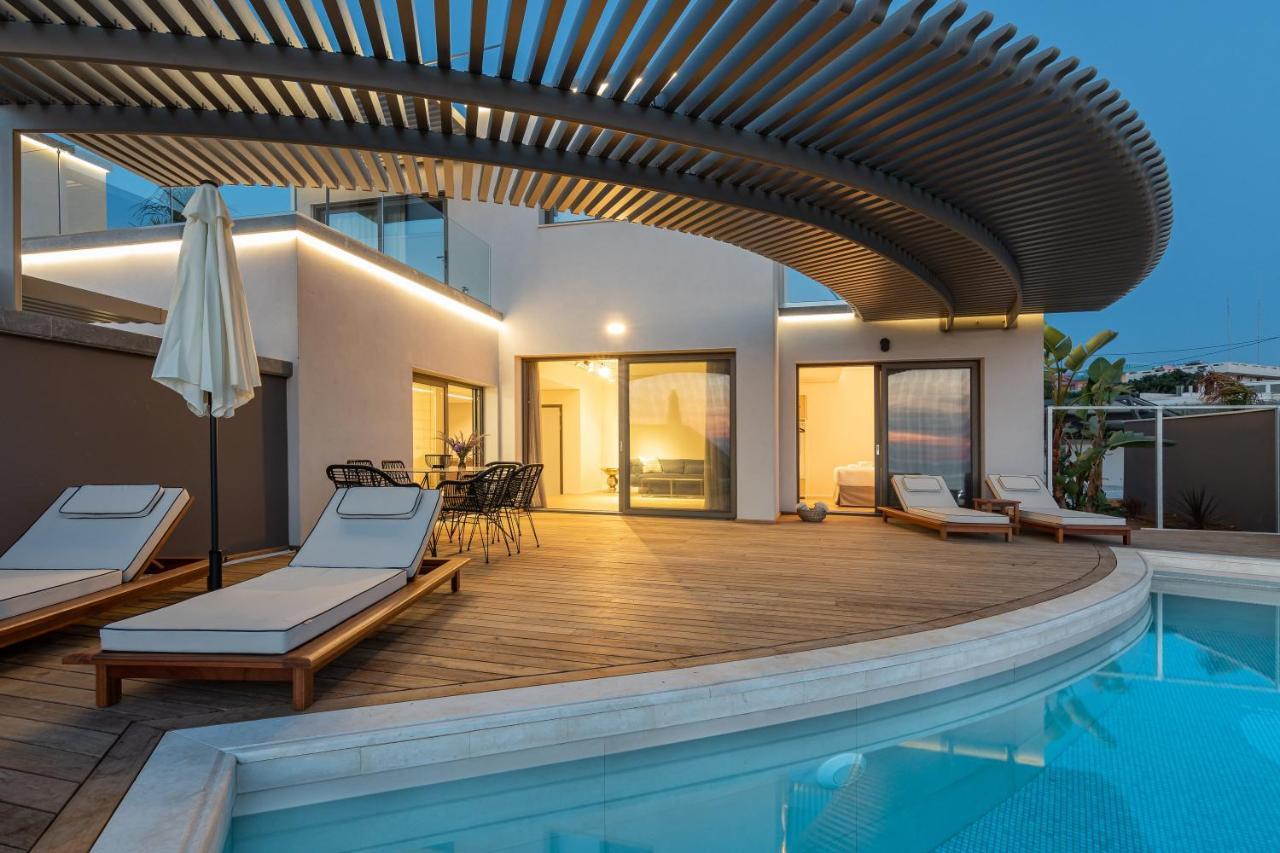 Onira Suite Dreams Limenas Chersonisou Exterior foto